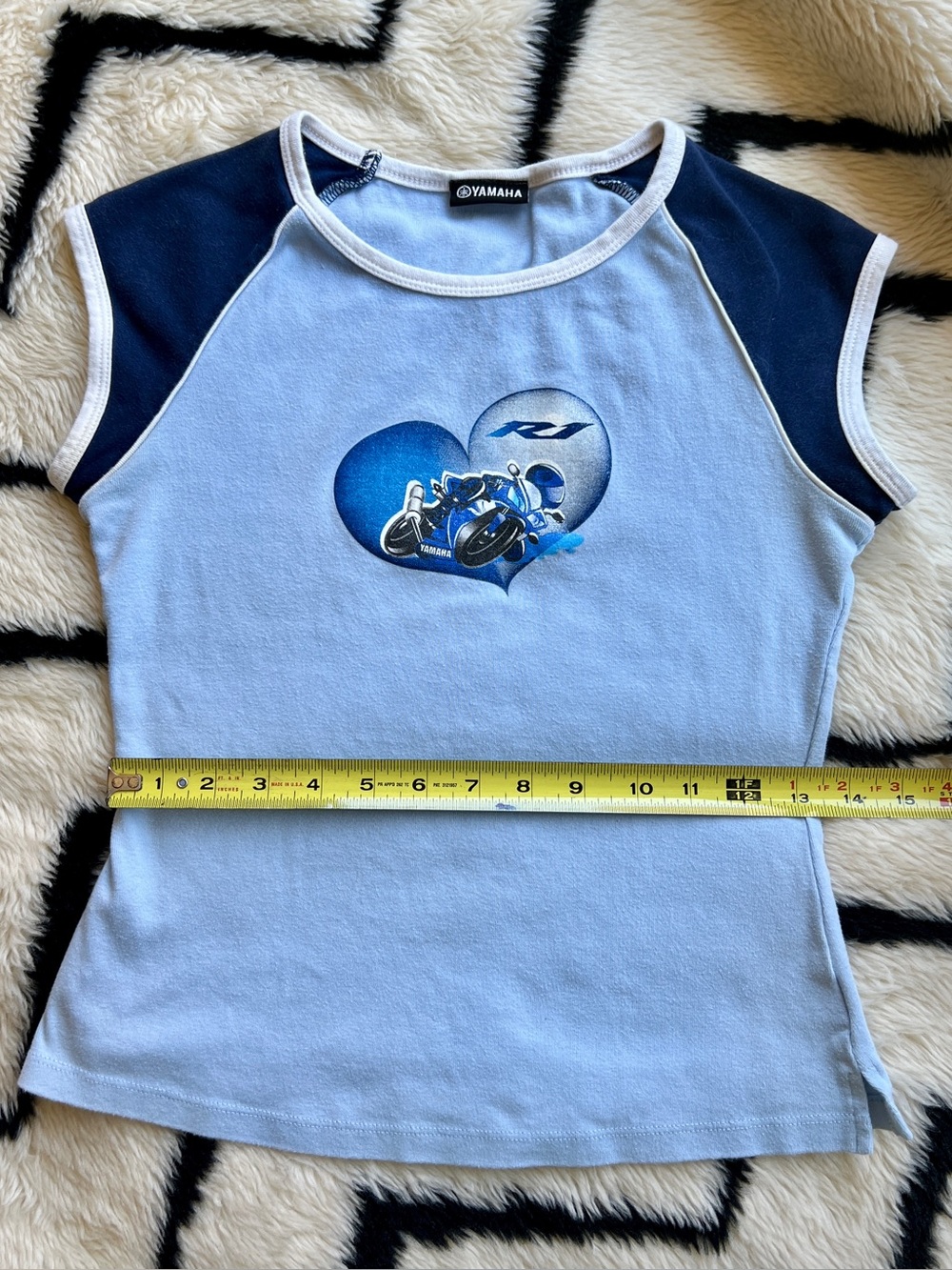 Yamaha Light Blue Tee w/ Navy Cap Sleeves and Motorcycle Heart Graphic • GUC - Picture 7 of 7